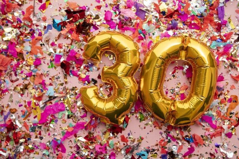 anniversaire 30 ans ballon chiffre or sol rose