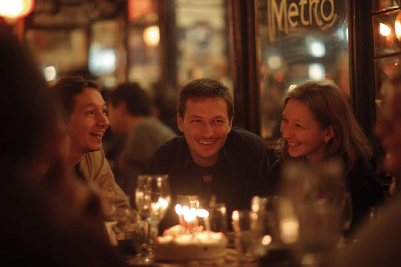 anniversaire toast bar parisien fete anniversaire gateau