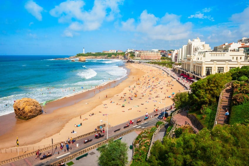 plage Biarritz vue côte basque