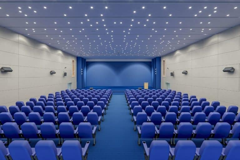 Comment choisir le bon centre des congrès pour un événement professionnel réussi
